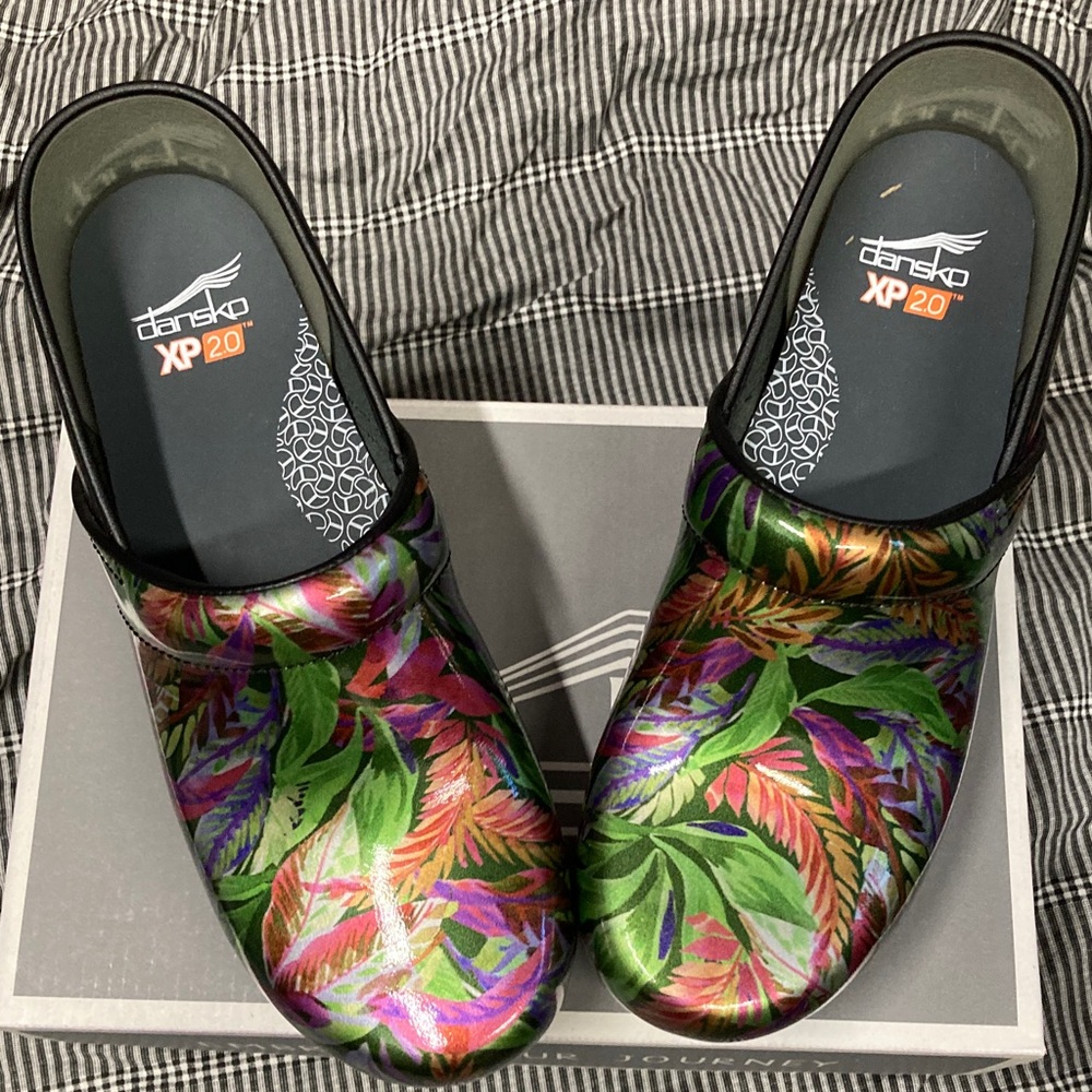 Dansko XP 2.0 Colorful Tropical Garden Clogs